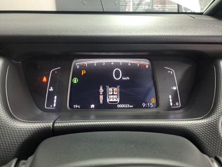 2025-Honda-Fit-15-Comfort_11