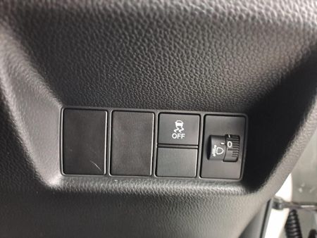 2025-Honda-Fit-15-Comfort_13