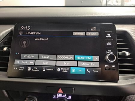 2025-Honda-Fit-15-Comfort_14