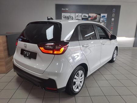 2025-Honda-Fit-15-Comfort_3