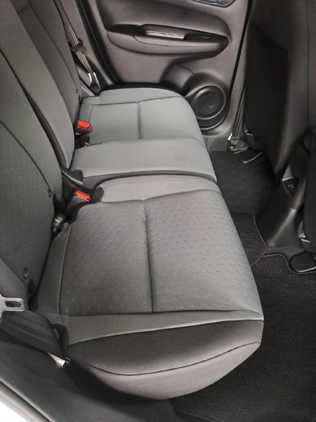 2025-Honda-Fit-15-Comfort_7