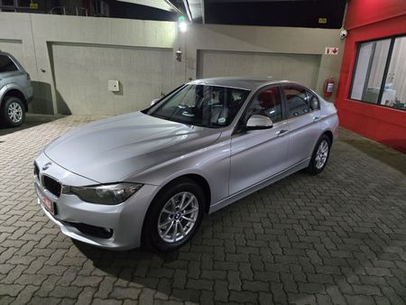 2012-BMW-3-Series-320d-Auto_2