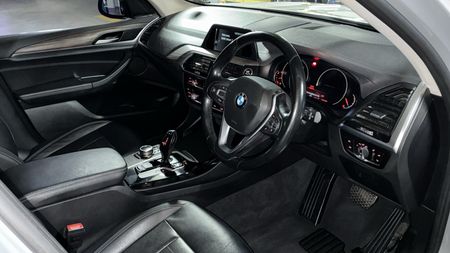 2018-BMW-X3-xDrive20d-Luxury-Line_9