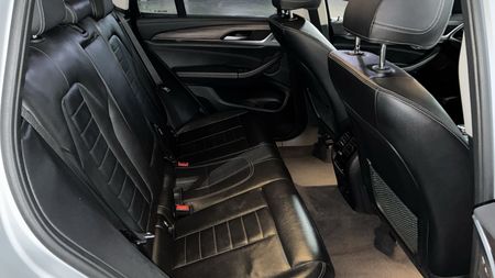 2018-BMW-X3-xDrive20d-Luxury-Line_12