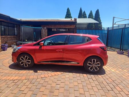 2019-Renault-Clio-IV-900T-Expression-5-dr-66kW_5