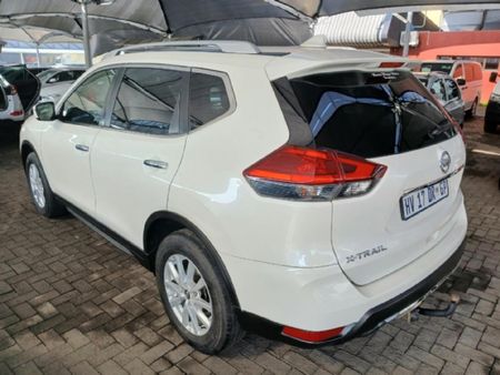 2019-Nissan-X-Trail-25-Acenta-4x4-Auto_4