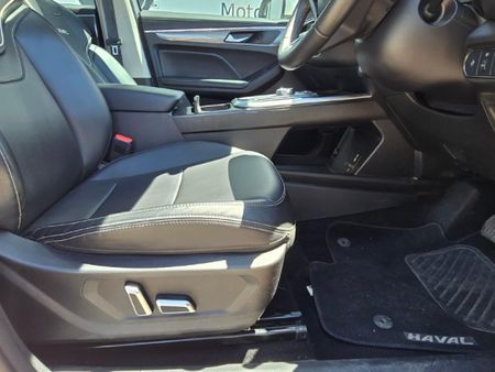 2024-Haval-Jolion-15-Hybrid-Luxury-DHT_15