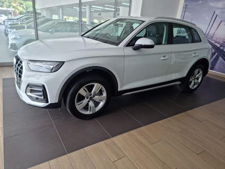 2025-Audi-Q5-40-TDI-quattro-Advanced-Auto_0