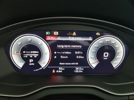 2025-Audi-Q5-40-TDI-quattro-Advanced-Auto_12