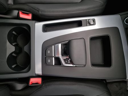 2025-Audi-Q5-40-TDI-quattro-Advanced-Auto_13