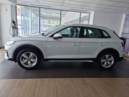 2025-Audi-Q5-40-TDI-quattro-Advanced-Auto_2