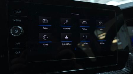 2026-Volkswagen-T-Cross-10-TSI-Auto_9