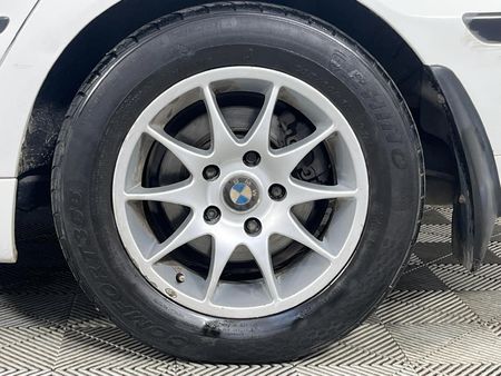 2000-BMW-3-Series-320d_5