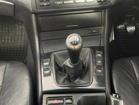 2000-BMW-3-Series-320d_8