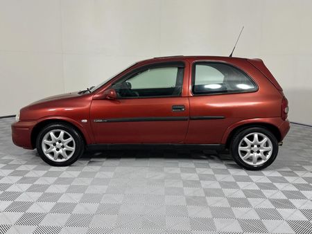 2002-Opel-Corsa-16-GSi-Ltd_17