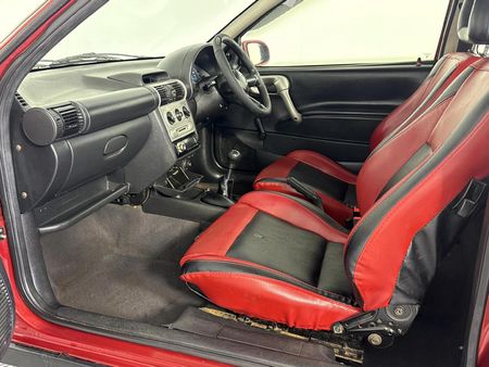 2002-Opel-Corsa-16-GSi-Ltd_6