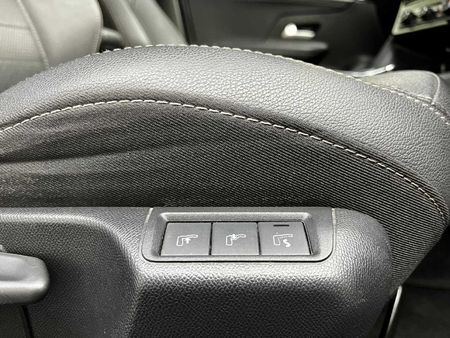2022-Opel-Mokka-12T-GS-Auto_11