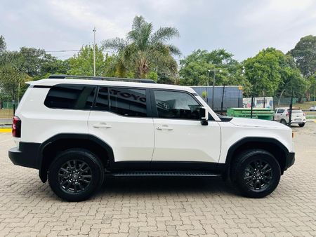 2026-Toyota-Land-Cruiser-Prado-TX-28GD-Auto_11