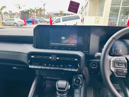 2026-Toyota-Land-Cruiser-Prado-TX-28GD-Auto_8