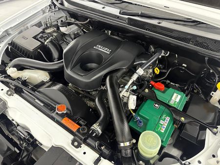 2022-Isuzu-D-Max-250-HO-Hi-Rider-Double-Cab_20