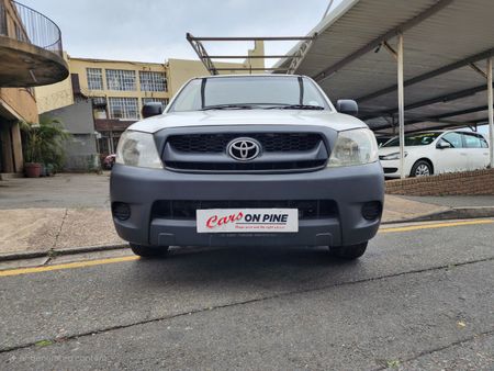 2009-Toyota-Hilux-20-VVTi-Single-Cab_1