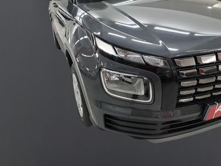 2024-Hyundai-Venue-12-Motion_19