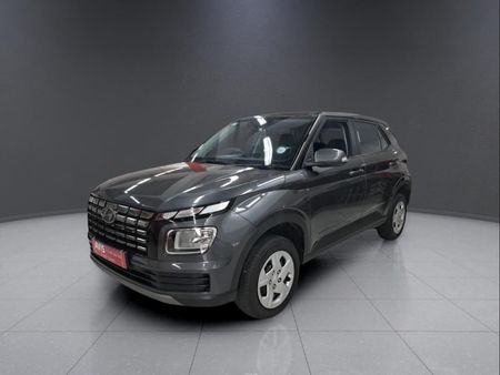 2024-Hyundai-Venue-12-Motion_2