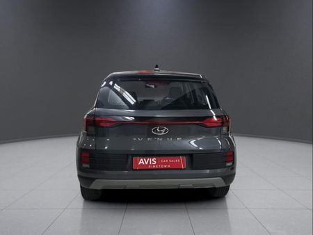 2024-Hyundai-Venue-12-Motion_5