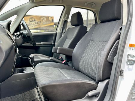 2013-Suzuki-SX4-20-Auto_13