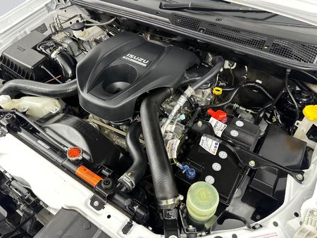 2022-Isuzu-D-Max-250-HO-Hi-Rider-Double-Cab_19