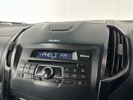 2022-Isuzu-D-Max-250-HO-Hi-Rider-Double-Cab_6