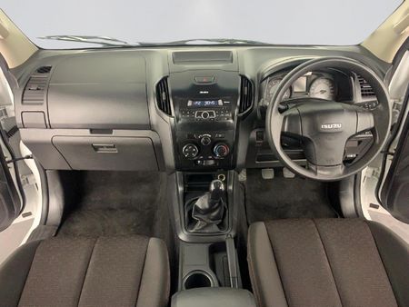 2022-Isuzu-D-Max-250-HO-Hi-Rider-Double-Cab_21