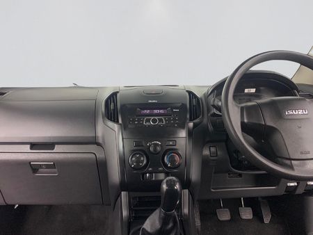 2022-Isuzu-D-Max-250-HO-Hi-Rider-Double-Cab_13