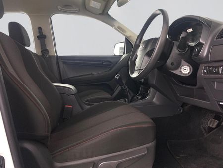 2022-Isuzu-D-Max-250-HO-Hi-Rider-Double-Cab_14