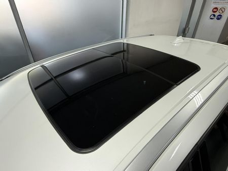 2017-Volvo-XC60-T5-Momentum-Auto-AWD_10