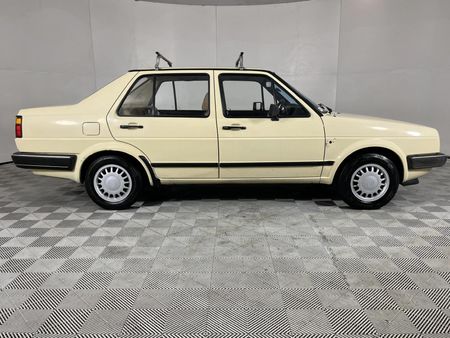 1986-Volkswagen-Jetta-LS_15
