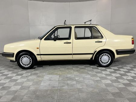 1986-Volkswagen-Jetta-LS_17