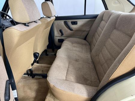 1986-Volkswagen-Jetta-LS_3