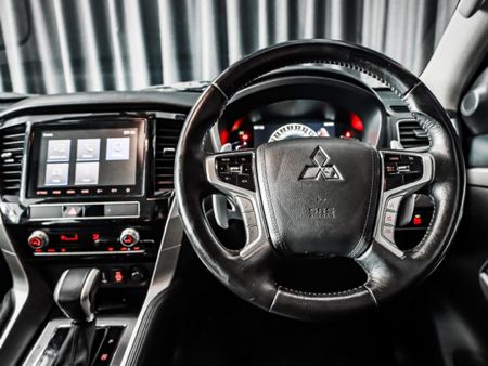 2022-Mitsubishi-Pajero-Sport-24D-Auto_9