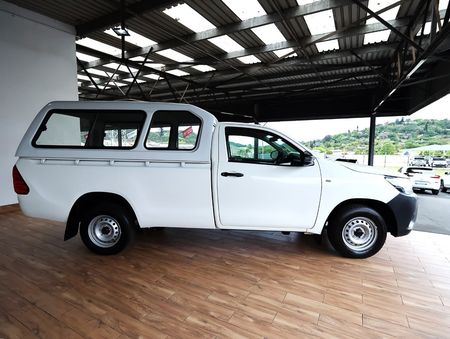 2025-Toyota-Hilux-20-VVTi-S-Single-Cab_5