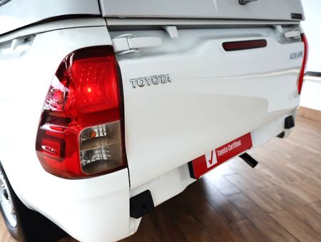 2025-Toyota-Hilux-20-VVTi-S-Single-Cab_7