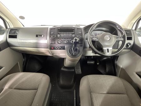 2015-Volkswagen-Transporter-20-BiTDI-Crew-Bus-LWB-132kW-4Motion-Auto-Panel_1