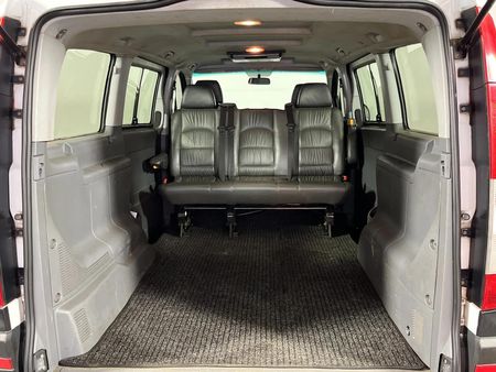 2005-Mercedes-Benz-Vito-115-CDI-CrewBus_12