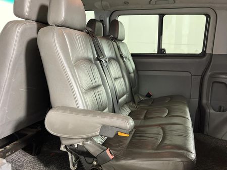 2005-Mercedes-Benz-Vito-115-CDI-CrewBus_2