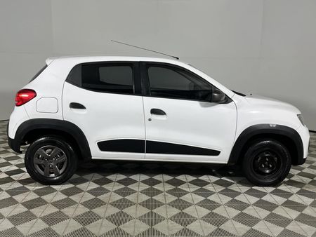 2017-Renault-Kwid-10-Expression_14