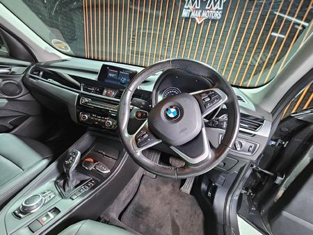 2019-BMW-X1-sDrive18i-Sport-Line-Auto_18