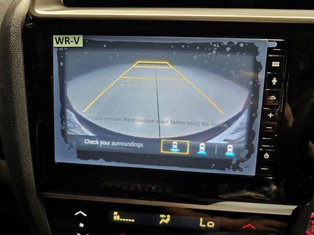 2023-Honda-WR-V-12-Elegance_12