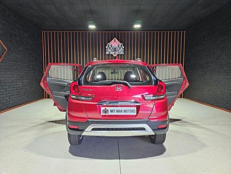 2023-Honda-WR-V-12-Elegance_17
