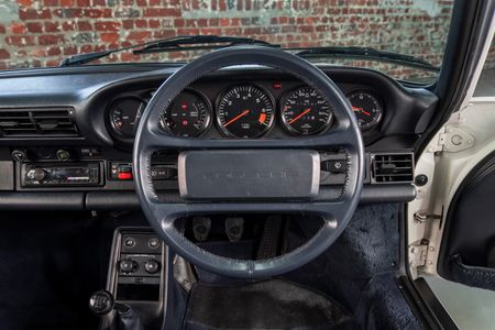 1988-Porsche-911-Cabriolet_9