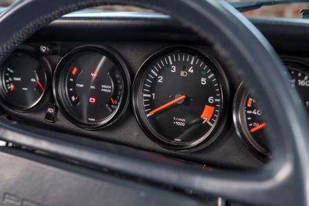 1988-Porsche-911-Cabriolet_10